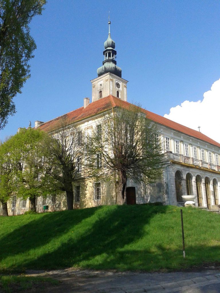 Pałac w Oleśnicy Małej