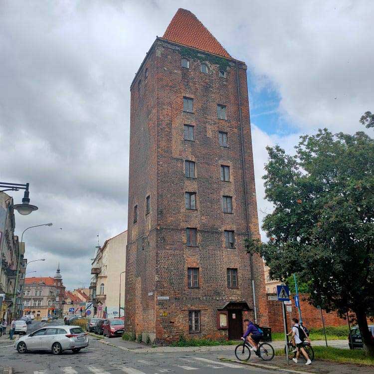 brama chojnowska